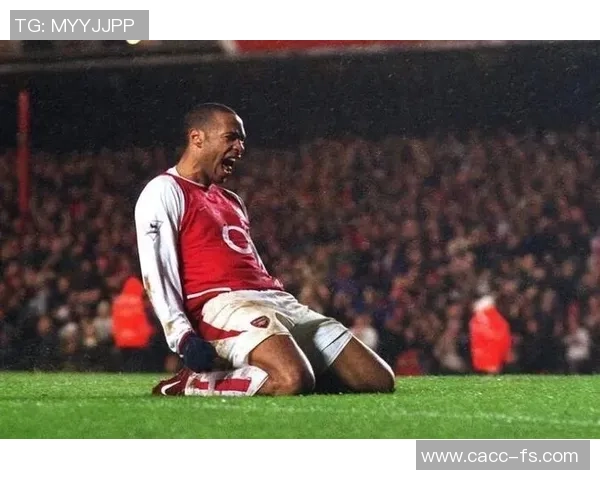 回顾2007年足球明星的辉煌时刻与传奇表现的精彩瞬间