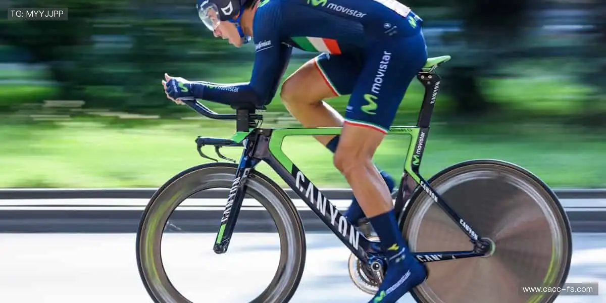 🎮互动直播，弹幕狂欢让观赛更有温度！💬